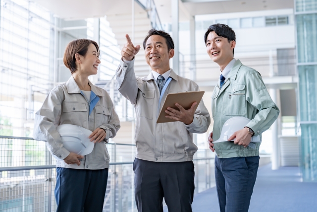 派遣スタッフ管理システムの開発